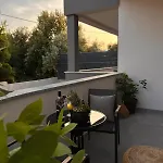 Lamore Apartman *