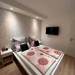 Apartman Lamore *