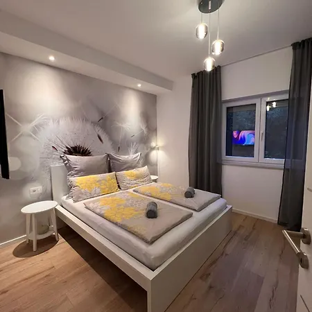 Lamore Apartment *