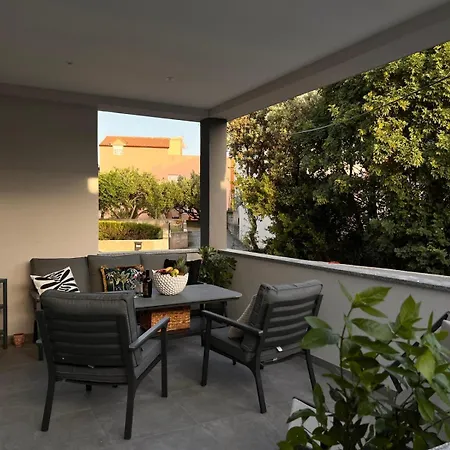 Apartman Lamore Brodarica